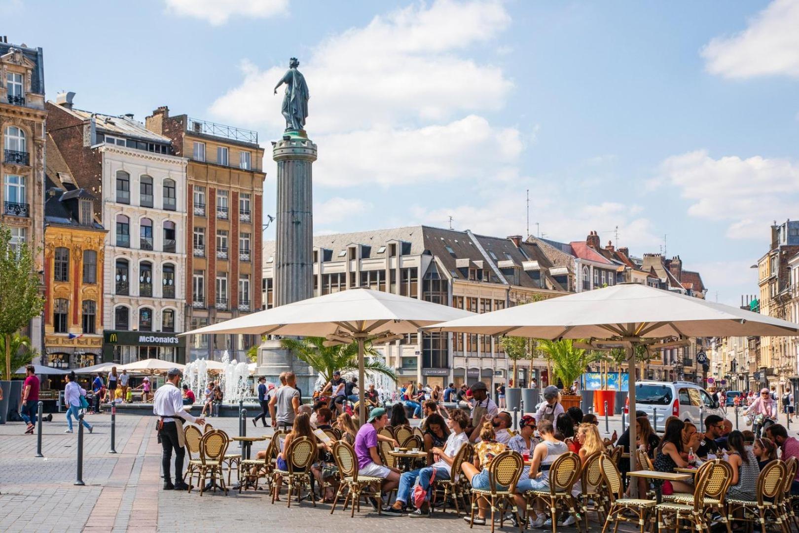 Apartment With Parking In The Heart Of Old Lille Exteriör bild