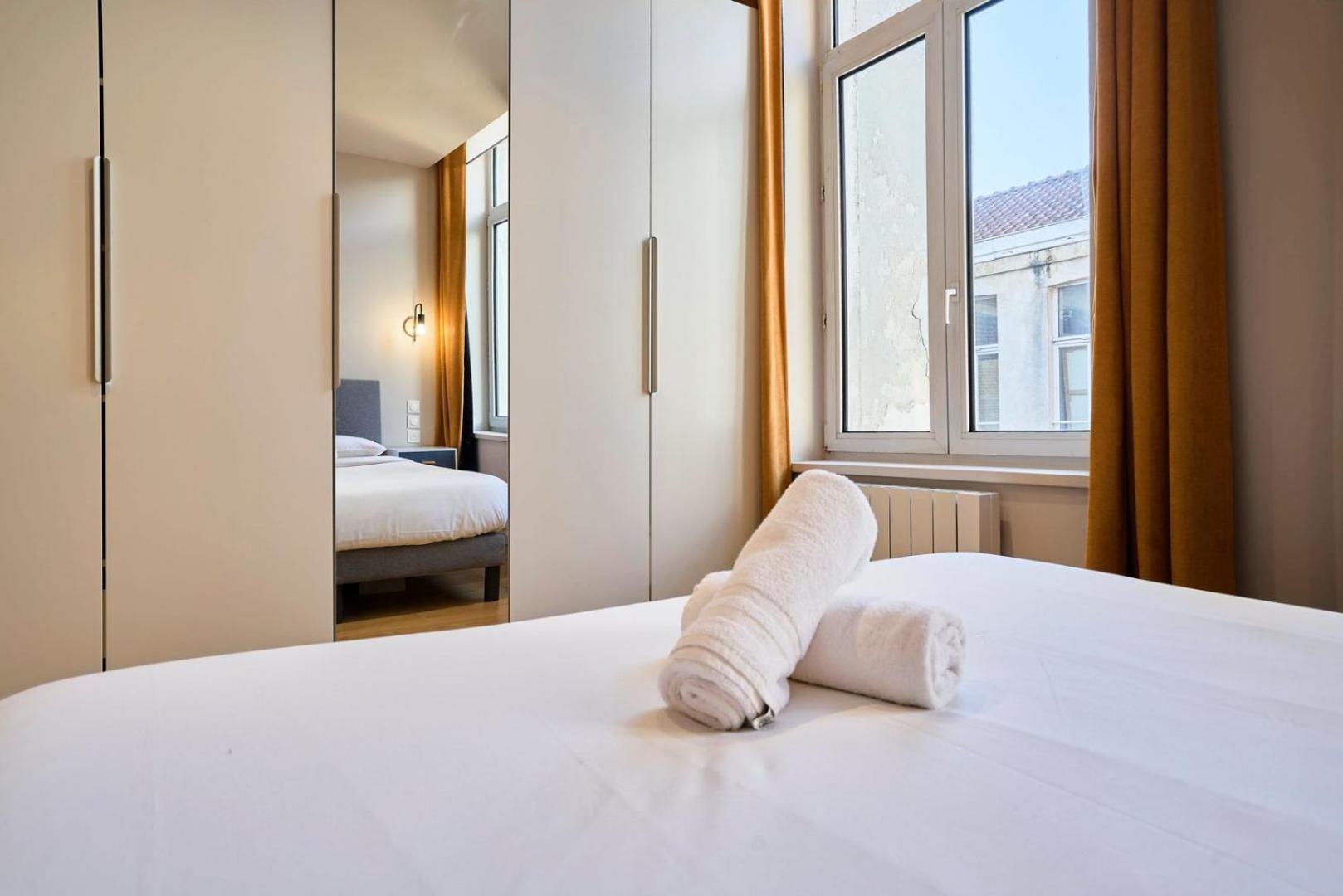 Apartment With Parking In The Heart Of Old Lille Exteriör bild